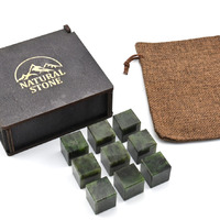Камни для виски в подарочной упаковке 9 кубиков из нефрита Артикул: 3510910