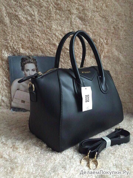  Givenchy 8841