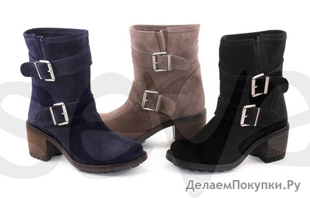 Сапоги женские.