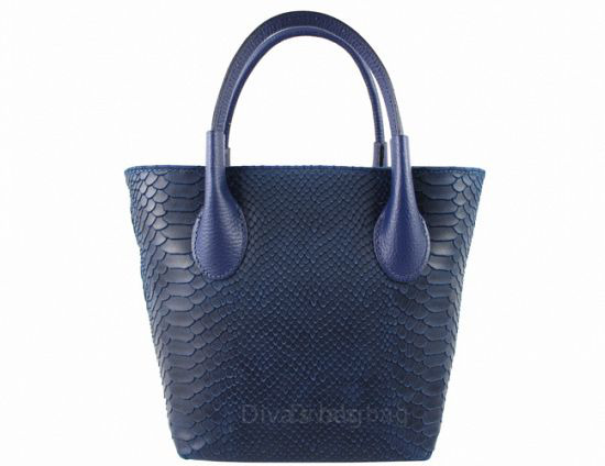   Diva's Bag ()