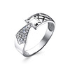 Серебряное кольцо с бесцветными фианитами и эмалью - 1282