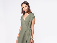 Платье из смесовой ткани со льном  Цвет: оливковый  Артикул: D22.505