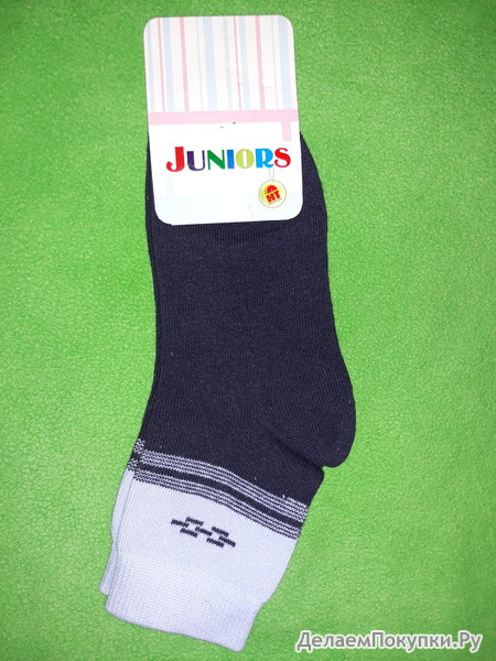   Juniors,  22